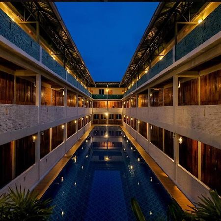 Joe Fisherman Inn Kampung Teluk Nipah Dış mekan fotoğraf