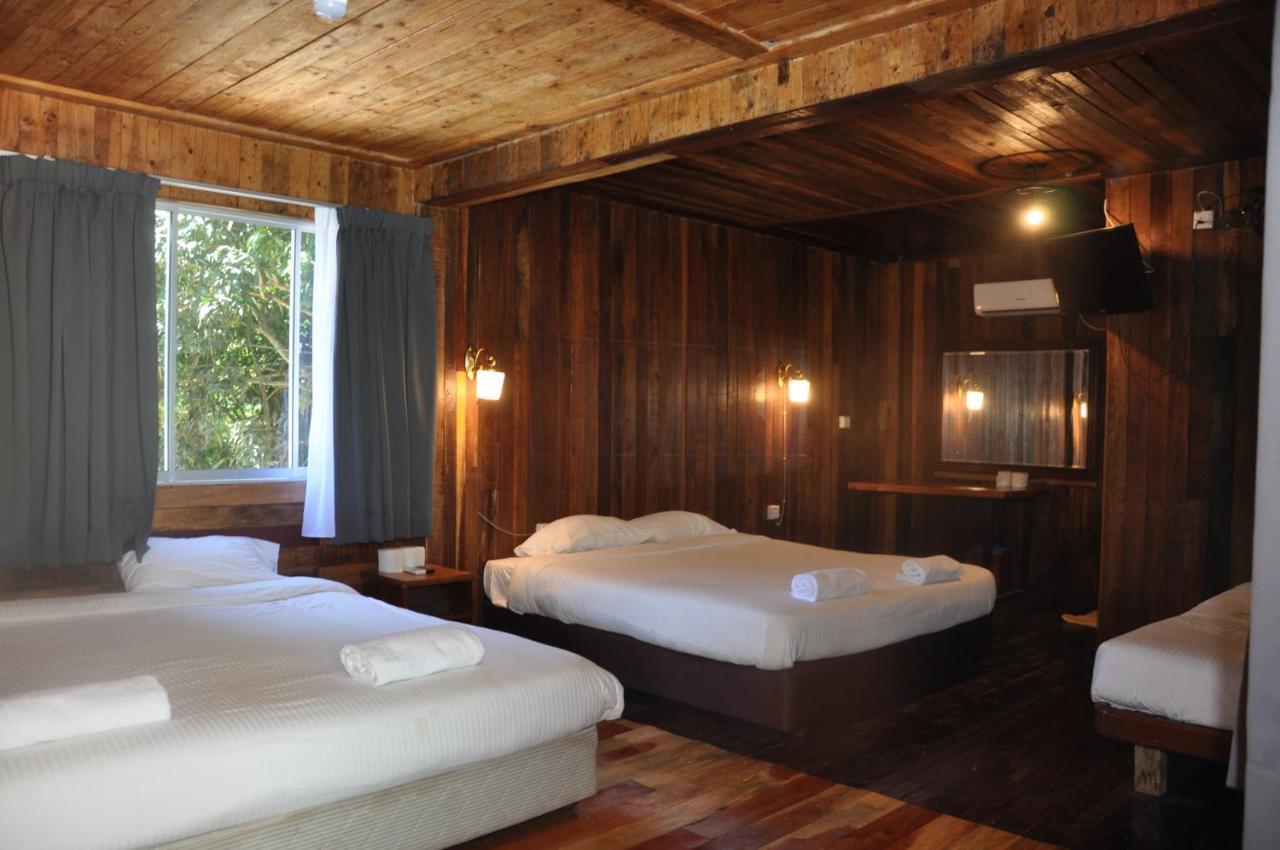 Joe Fisherman Inn Kampung Teluk Nipah Dış mekan fotoğraf
