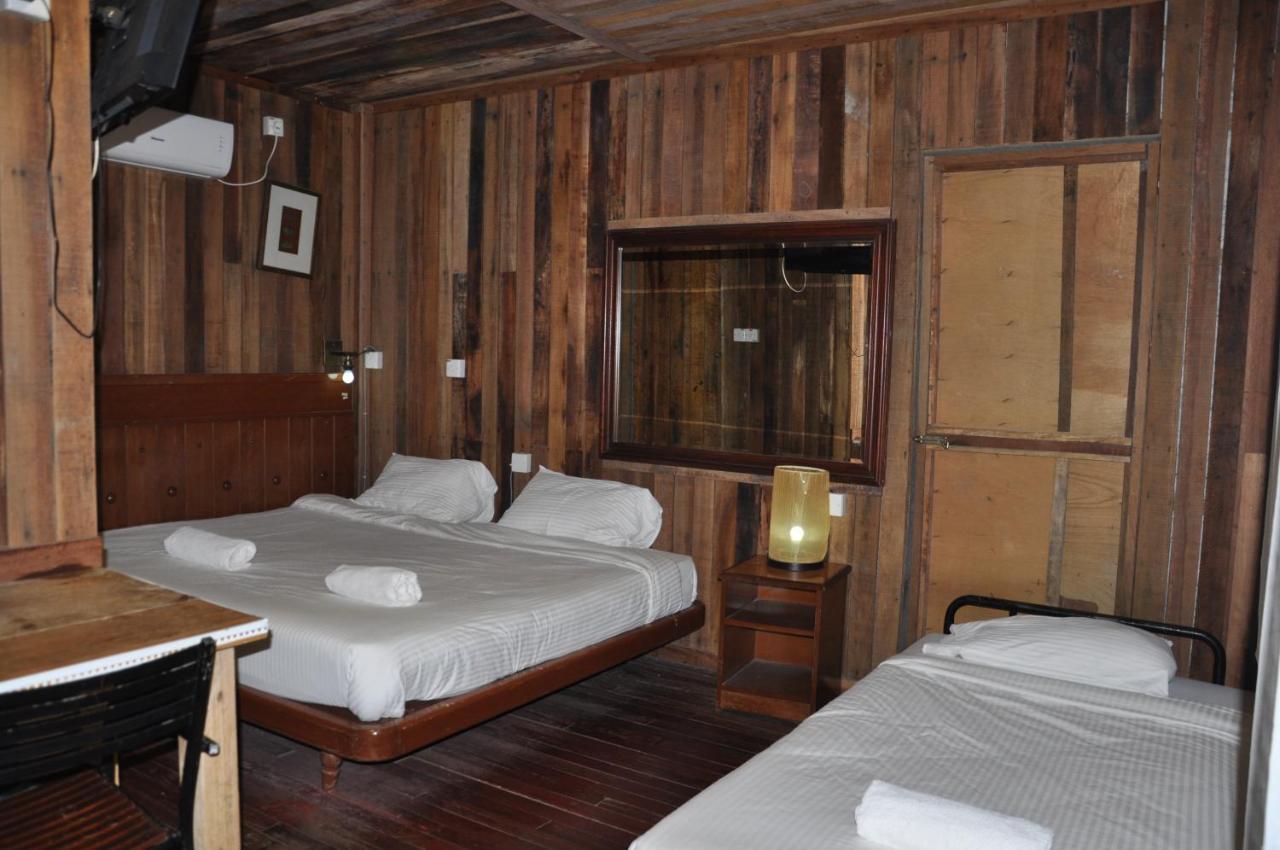 Joe Fisherman Inn Kampung Teluk Nipah Dış mekan fotoğraf
