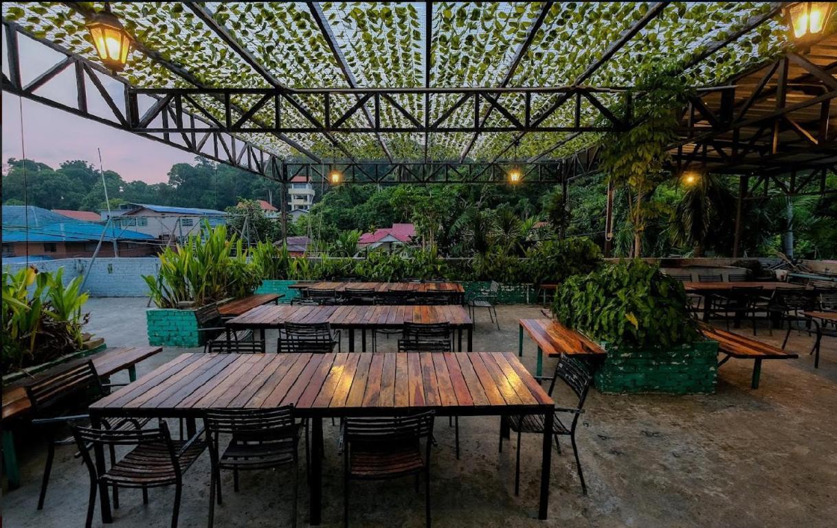 Joe Fisherman Inn Kampung Teluk Nipah Dış mekan fotoğraf